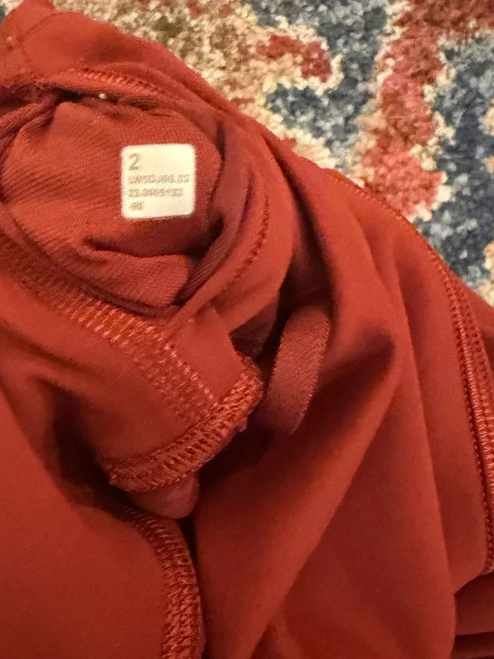 Women’s Lululemon Size 2 Burnt Orange 28” Leggings - Picture 5 of 5